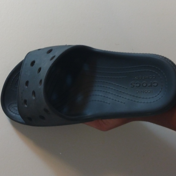 Crocs slide - Picture 2 of 3
